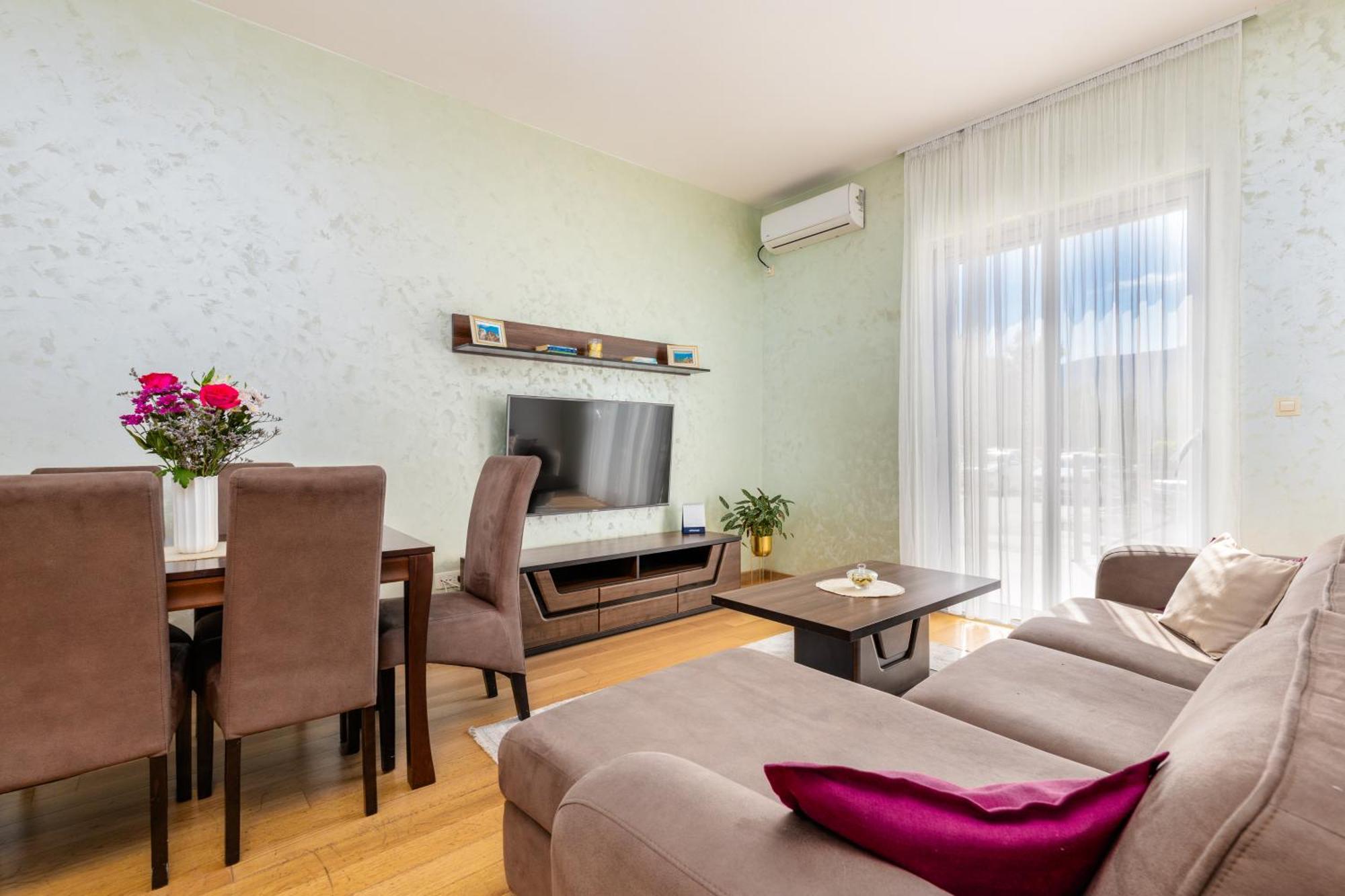 Apart Hotel M S Katunjanin Herceg Novi Exteriör bild
